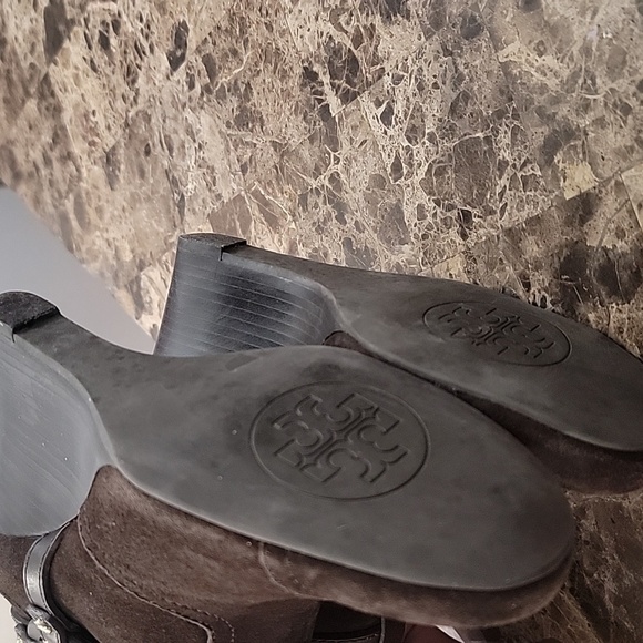 Tory Burch Women's Aaden Brown Suede Wedge Ankle Booties Size 7 M - Picture 11 of 11